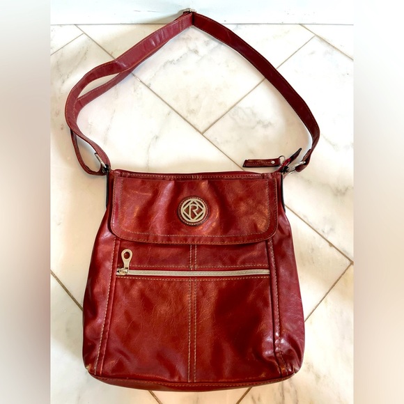 Relic, women’s red brown leather shoulder bag purse with logo & adjustable strap - Picture 1 of 6